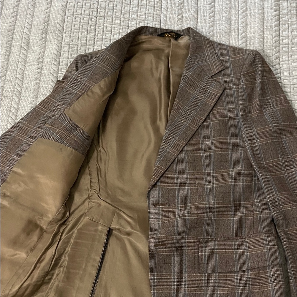 Vintage Brown and Blue Plaid Men's Blazer - Picture 4 of 10